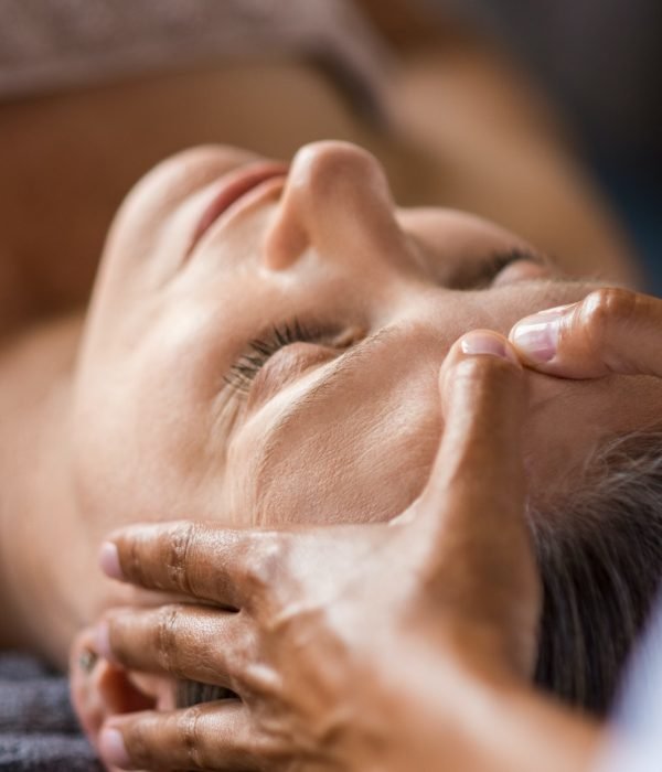 Anti-aging facial treatment